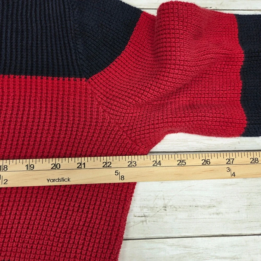 Tommy Hilfiger stain front